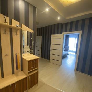 Сдается 2-х комнатная квартира, 75,7 м²