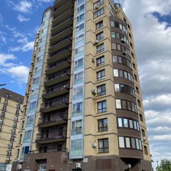 Сдается 2-х комнатная квартира, 75,7 м²