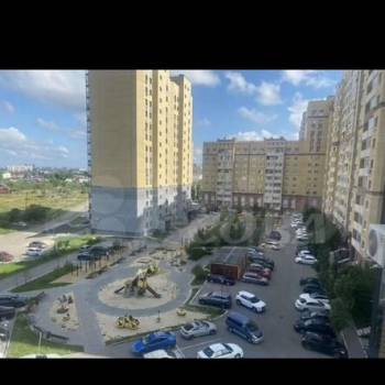 Сдается Многокомнатная квартира, 80 м²