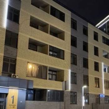 Продается Многокомнатная квартира, 76 м²