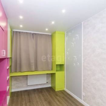 Продается Многокомнатная квартира, 76 м²