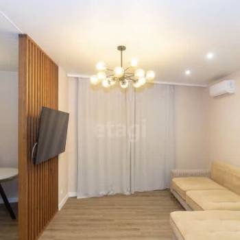 Продается Многокомнатная квартира, 76 м²