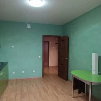 Продается 1-комнатная квартира, 45 м²