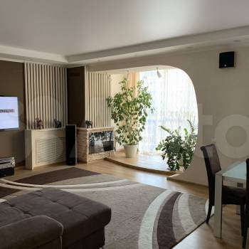 Продается Многокомнатная квартира, 114 м²