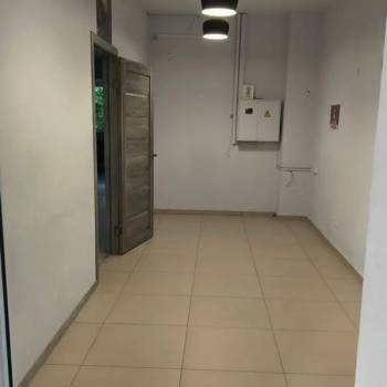 Продается Нежилое помещение, 150 м²
