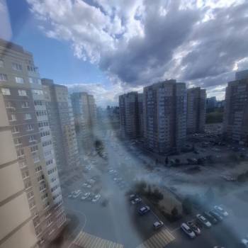 Продается 1-комнатная квартира, 41 м²