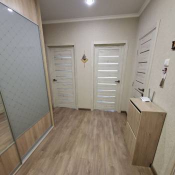 Продается 1-комнатная квартира, 41 м²