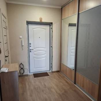 Продается 1-комнатная квартира, 41 м²
