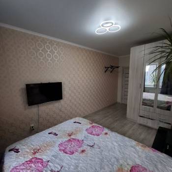 Продается 1-комнатная квартира, 41 м²