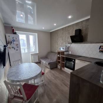 Продается 1-комнатная квартира, 41 м²