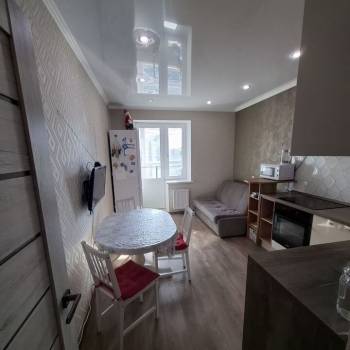 Продается 1-комнатная квартира, 41 м²