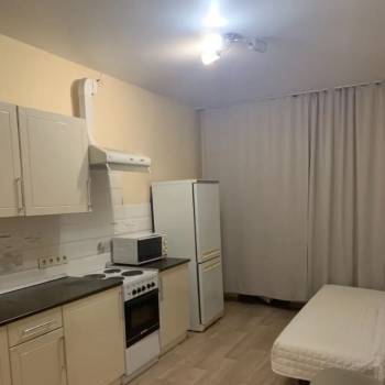 Сдается 1-комнатная квартира, 37 м²