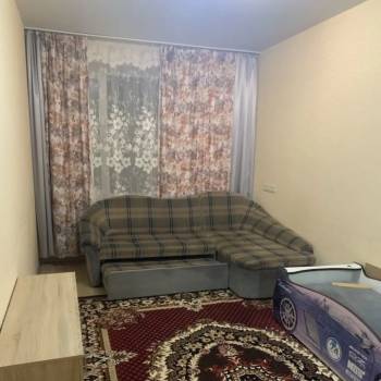 Сдается 1-комнатная квартира, 37 м²
