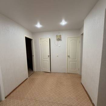 Продается 3-х комнатная квартира, 61 м²