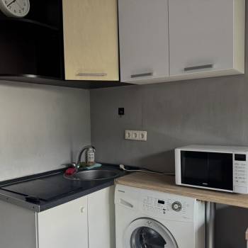 Продается 1-комнатная квартира, 18,4 м²