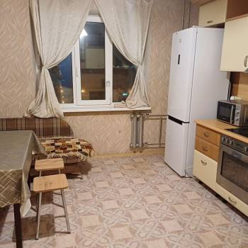 Сдается Многокомнатная квартира, 74 м²