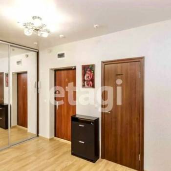 Продается 1-комнатная квартира, 50 м²