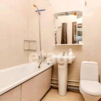 Продается 1-комнатная квартира, 50 м²