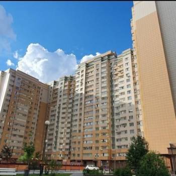 Продается 1-комнатная квартира, 50 м²