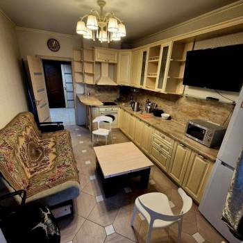 Сдается 1-комнатная квартира, 45 м²