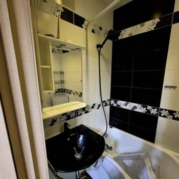 Сдается 1-комнатная квартира, 45 м²