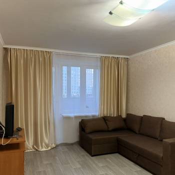 Продается 1-комнатная квартира, 39 м²