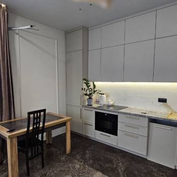 Продается 2-х комнатная квартира, 61 м²