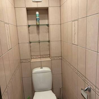Сдается 2-х комнатная квартира, 77 м²
