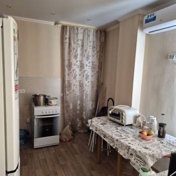 Сдается 2-х комнатная квартира, 60 м²