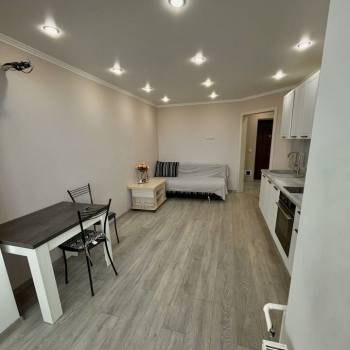 Сдается 1-комнатная квартира, 43 м²