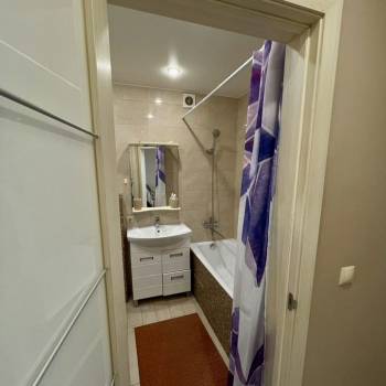 Сдается 1-комнатная квартира, 43 м²