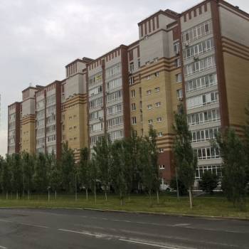 Продается Многокомнатная квартира, 140,2 м²