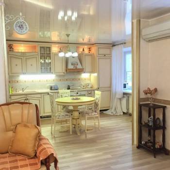 Сдается 2-х комнатная квартира, 80 м²