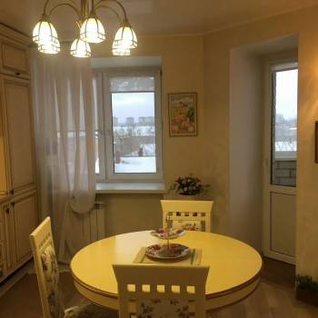 Сдается 2-х комнатная квартира, 80 м²
