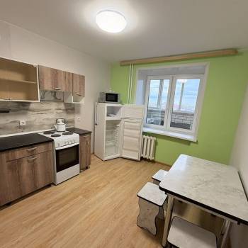 Сдается 1-комнатная квартира, 40 м²