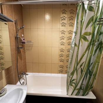 Сдается 2-х комнатная квартира, 65,6 м²