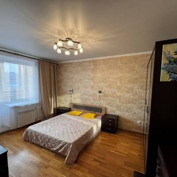 Сдается 2-х комнатная квартира, 65,6 м²