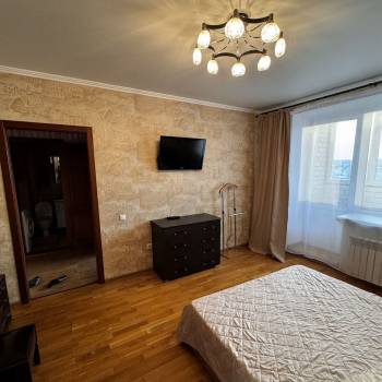 Сдается 2-х комнатная квартира, 65,6 м²