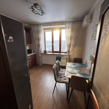 Сдается 2-х комнатная квартира, 65,6 м²