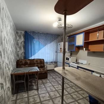 Сдается 1-комнатная квартира, 45 м²