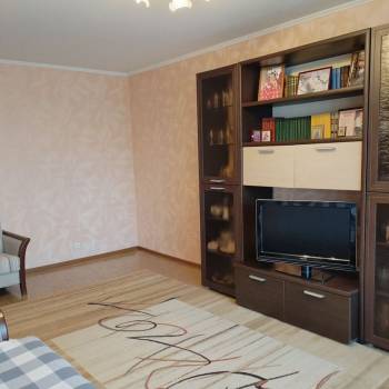 Продается Многокомнатная квартира, 105,7 м²
