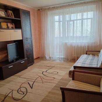 Продается Многокомнатная квартира, 105,7 м²