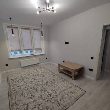 Сдается 2-х комнатная квартира, 73 м²