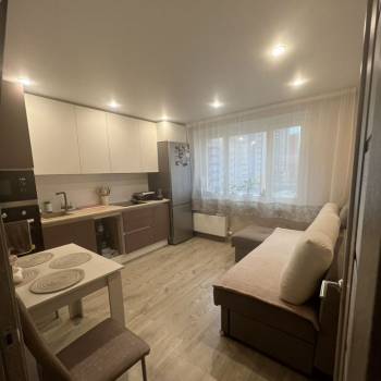 Продается 1-комнатная квартира, 45,9 м²