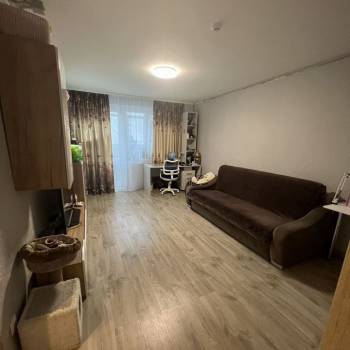 Продается 1-комнатная квартира, 45,9 м²