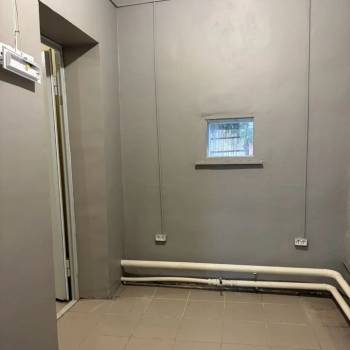 Сдается Нежилое помещение, 100 м²