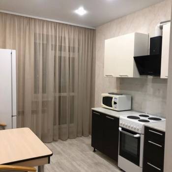 Сдается 1-комнатная квартира, 37 м²
