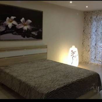 Продается 1-комнатная квартира, 32 м²