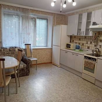 Сдается 2-х комнатная квартира, 67 м²