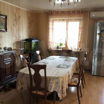Продается Многокомнатная квартира, 147,2 м²